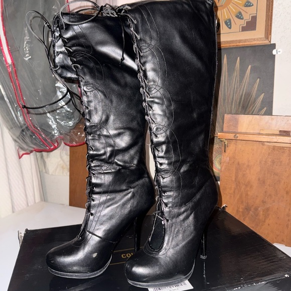 Colin Stuart Victoria’s Secret Black stiletto knee high Lace-Up Boots - Picture 1 of 16